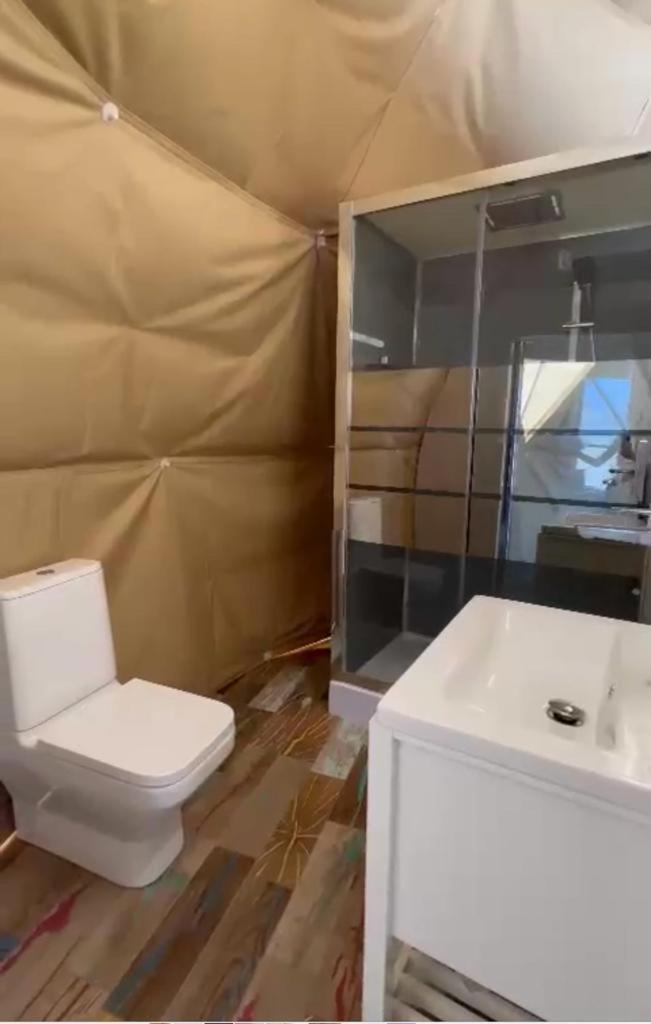 فيلا توردافي Caravans Park & Glamping Tents In The Vineyard المظهر الخارجي الصورة